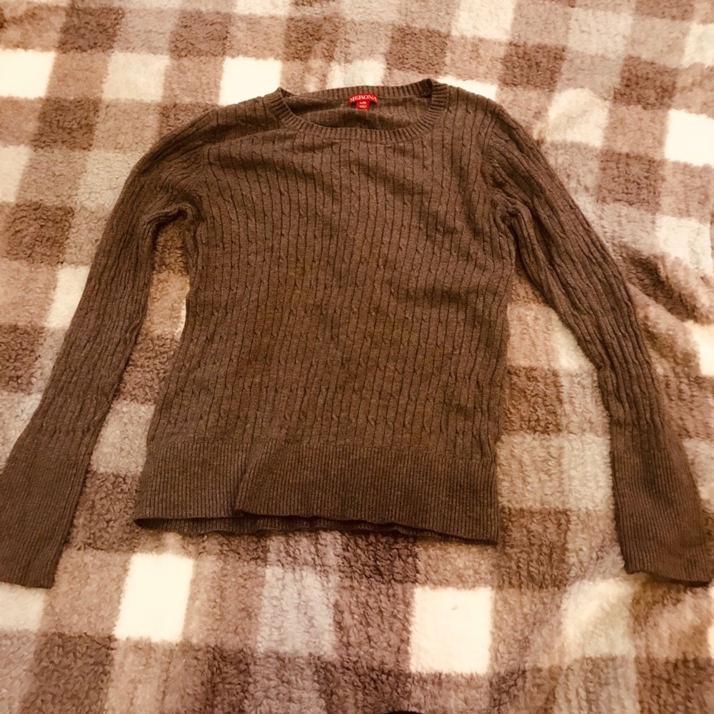 Gray sweater